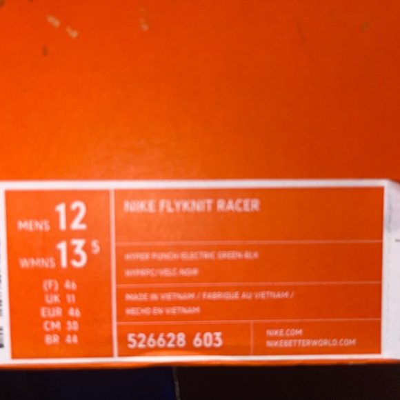 Nike Flyknit Racer - Picture 4 of 4